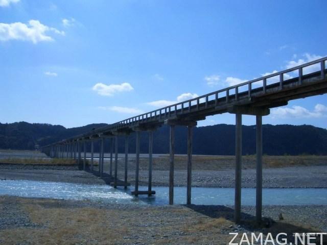 世界最長的木造橋